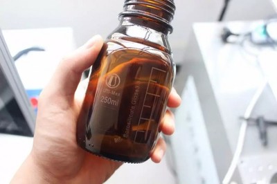 激光噴碼機在藥盒上的應用 高效、精準與安全保障
